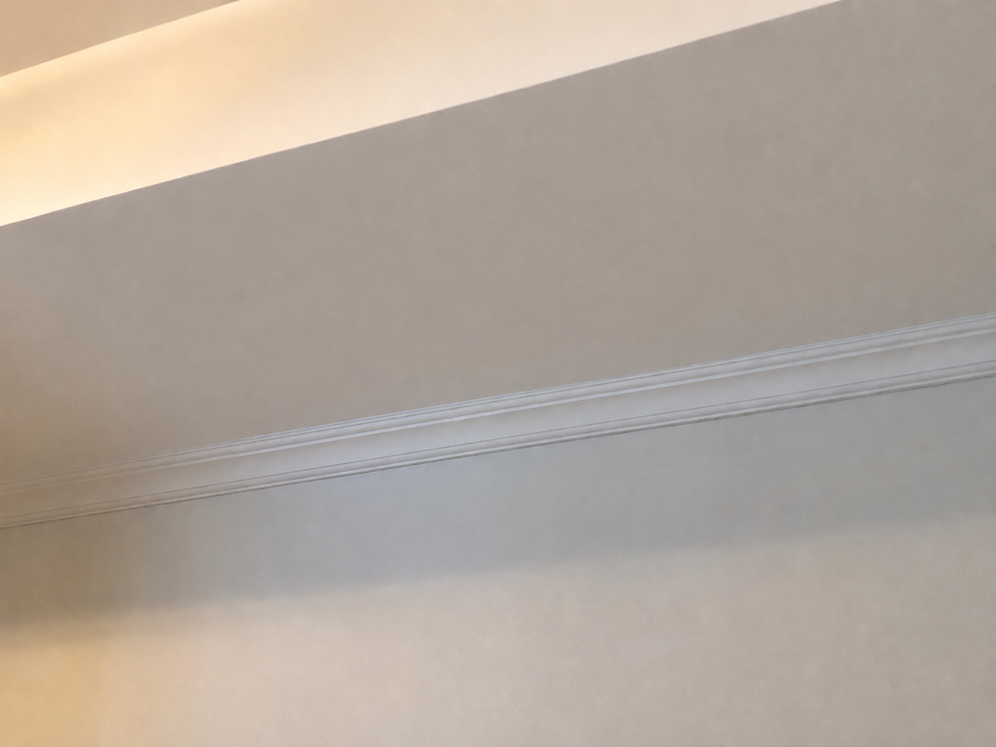 Repaired ceiling with crown moulding — ceiling repair Caspian Building Services GTA